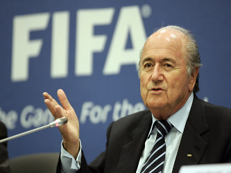 La BBC dijo que mediados de diciembre era la opción preferida de Blatter para elegir a un...