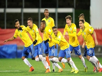 Los brasileños cantaron victoria tras un duelo marcado por 44 faltas y que acabó 0-0...