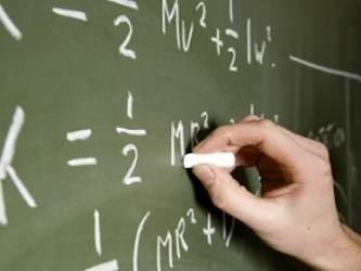 El engaño se funda en un mito insostenible: la evaluación de profesores de...