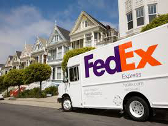 Khalil expuso que en FedEx, sus 300 mil mensajeros toman millones de decisiones, que incluso un...