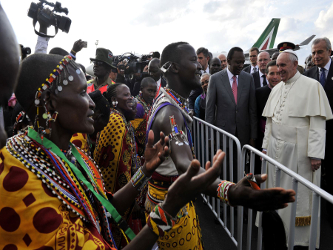 Es la primera vez que un papa viaja a una zona en conflicto: en la República Centroafricana...