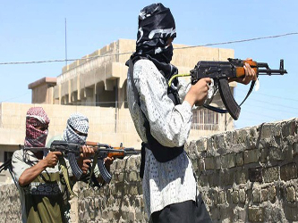 El Observatorio Sirio de Derechos Humanos explicó que los yihadistas se han trasladado a...