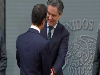 Peña Nieto ha tenido que improvisar opciones de recambio, por si acaso. Sin duda, Aurelio...
