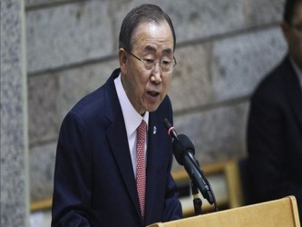 El secretario general de la ONU, Ban Ki-moon, condenó hoy el triple atentado suicida...