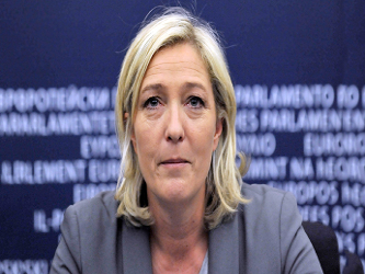 El ultraderechista Frente Nacional de Marine Le Pen obtuvo el domingo un apoyo amplio en la primera...