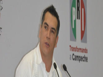 Mientras que en Campeche Alejandro Moreno Cárdenas, del Revolucionario Institucional...