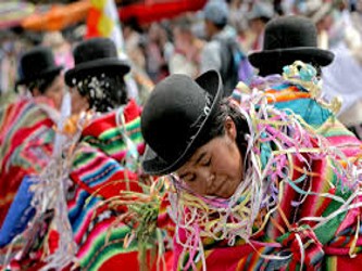 Bolivia inició el sábado cuatro días de carnaval en medio de protestas...