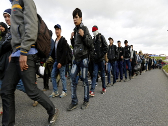El ministro indicó que, en el caso croata, sólo los refugiados que pidan asilo en...