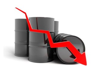 El mundo almacenará excedentes de petróleo durante gran parte del 2016 debido a que...