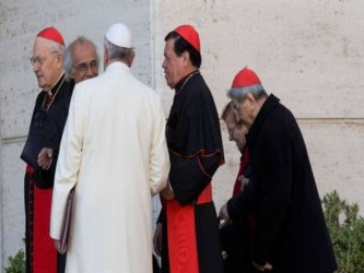 La CEM también lo relegó de la coordinación de la visita papal al cardenal...