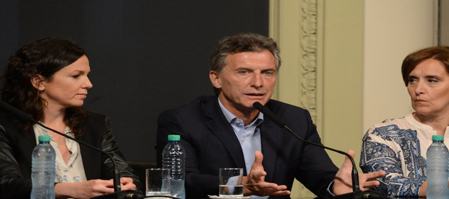 El mandatario argentino, del frente conservador Cambiemos, advirtió sobre el precario estado...