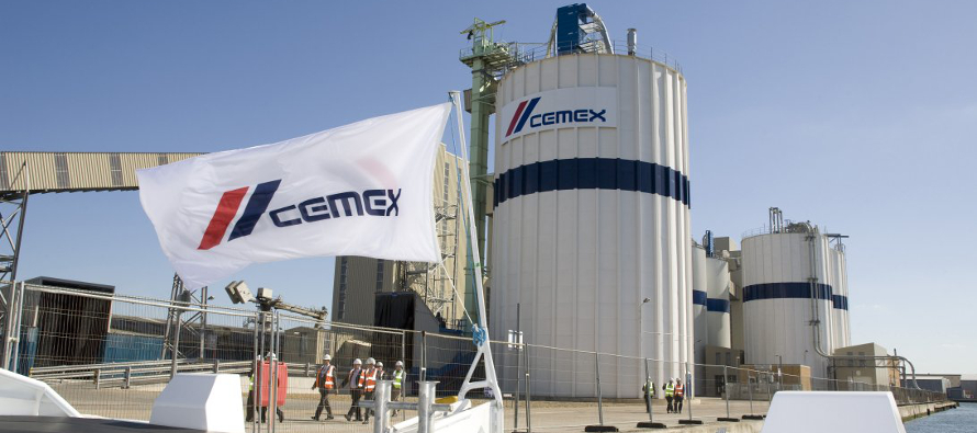 Cemex está buscando reducir costos y vender activos para reducir su endeudamiento en 2,000...