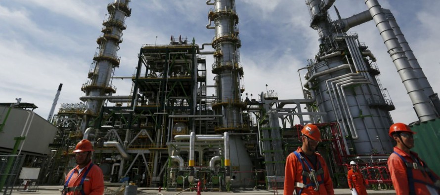 Hay algo que sí crece en Pemex, y mucho, es el envío de gas hidrocarburo (o gas del...