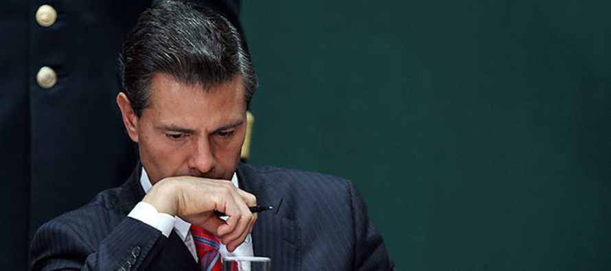 La empedrada sintaxis del discurso sugiere que Peña expresaba su posición personal,...