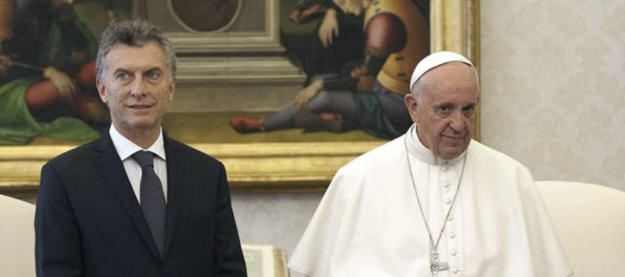 En 2009, cuando Francisco era el arzobispo de Buenos Aires, Jorge Mario Bergoglio, Macri era el...