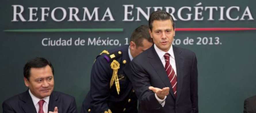 El propio Peña Nieto aseguró que no habría más tandas de aumentos,...