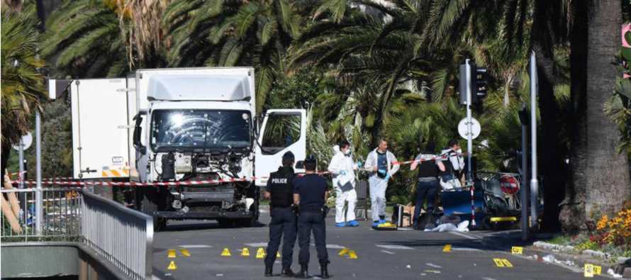 Este ensañamiento del yihadismo con Francia tiene que ver con el legado exterior de Francia,...
