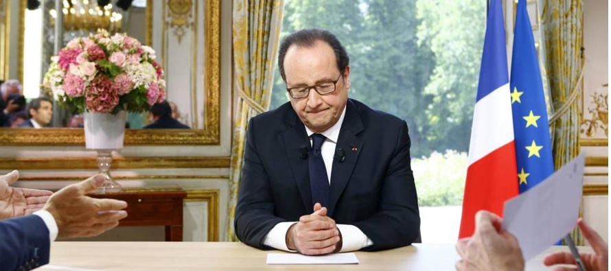  El presidente francés, François Hollande, pidió hoy el fin de la polémica...