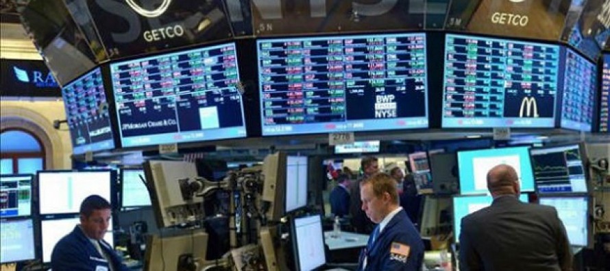 Wall Street cerró con nuevos máximos históricos de sus tres principales...