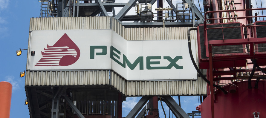 Las exportaciones petroleras de México registraron una caída anual del 22,3 % en...