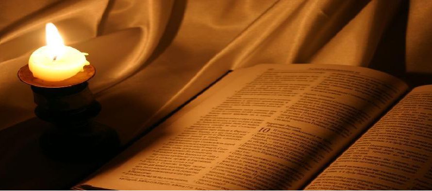 Los Evangelios son libros escritos entre los años 40 y 100 por testigos oculares que cuentan...