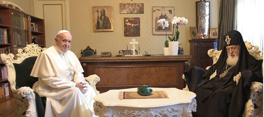 El pontífice reiteró, como hizo ayer en su visita al Patriarcado ortodoxo georgiano,...