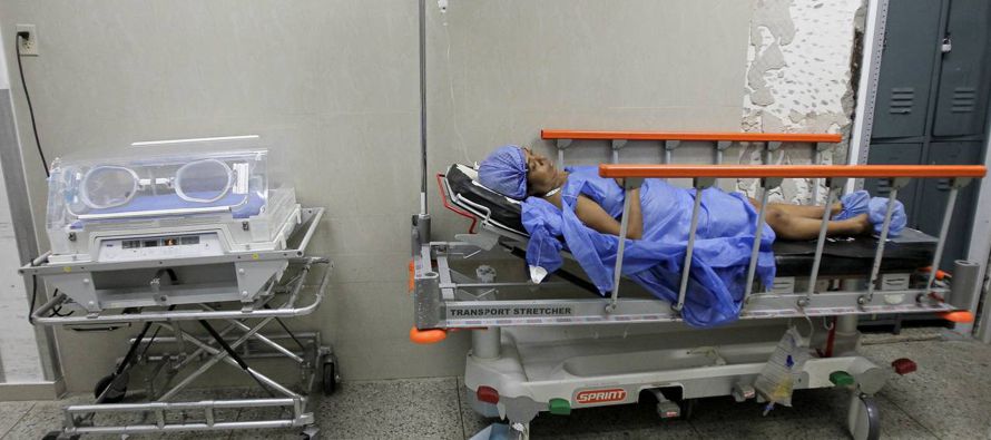 La mortalidad infantil aumenta rápidamente en Venezuela, mientras cae en casi cualquier otra...