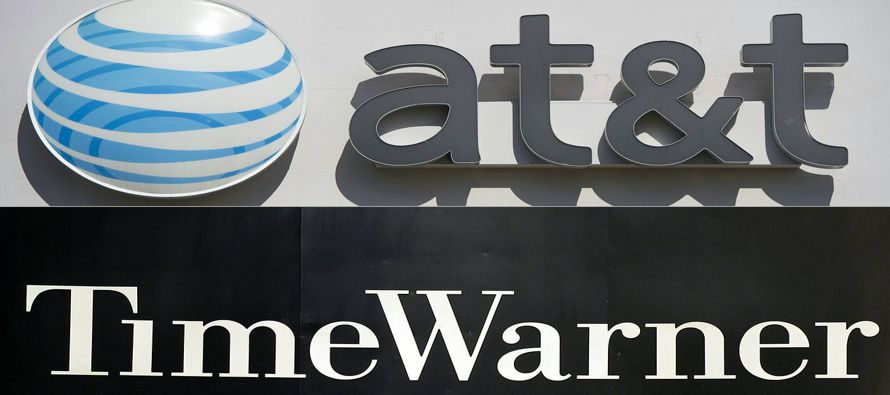 AT&T anticipa que "los reguladores podrían tener algunas objeciones que podrían...