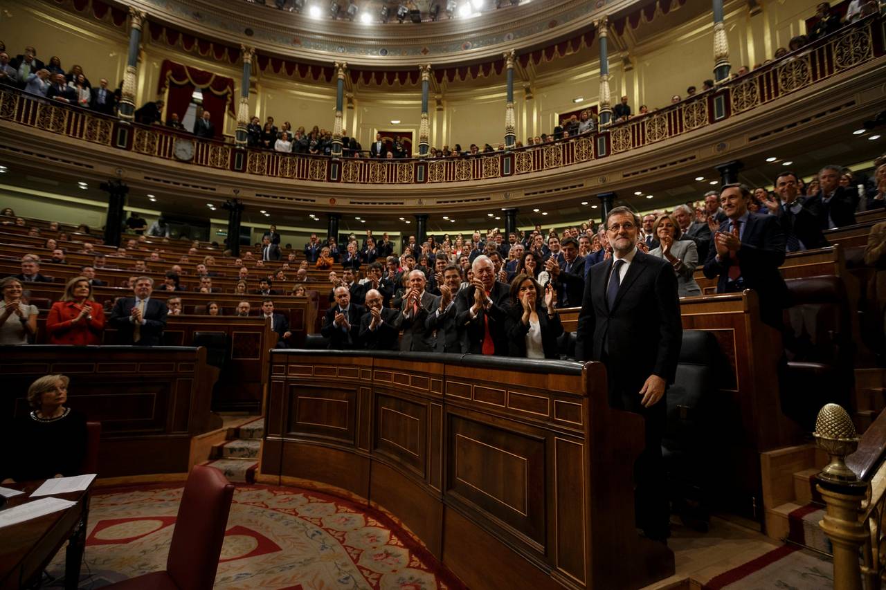 Mariano Rajoy asumirá su segundo mandato como presidente del gobierno español esta...