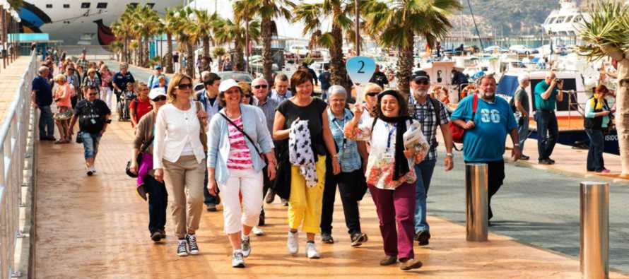 Sólo en septiembre, España fue visitada por casi ocho millones de turistas...