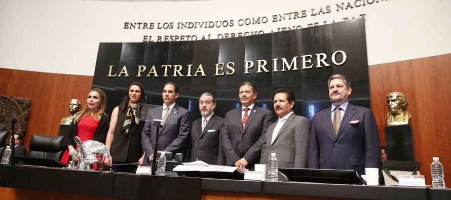 Los líderes civiles y analistas legales de México están preocupados por el...