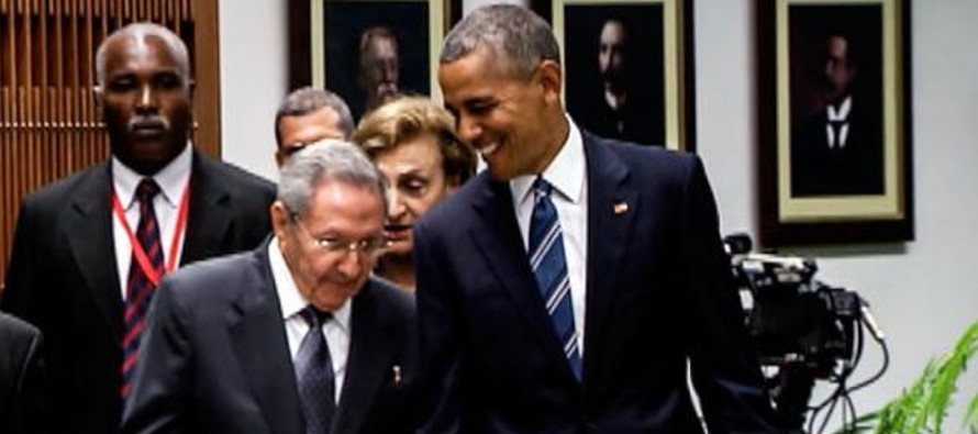 Los cubano-estadounidenses que inicialmente apoyaron la decisión de Obama están cada...