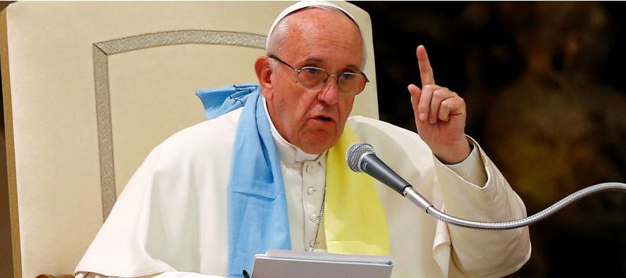 El papa Francisco ha instando a los obispos a mostrar 