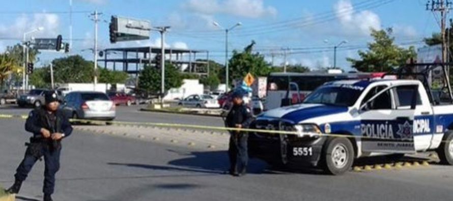 La balacera causó pánico en la ciudad costeña del Caribe mexicano, un...