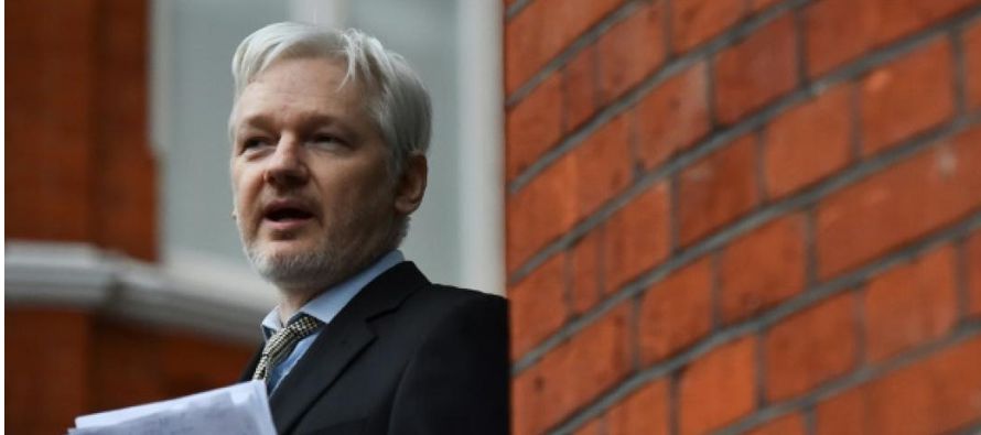 Assange, que está refugiado en la embajada de Ecuador en Londres, subraya que la 