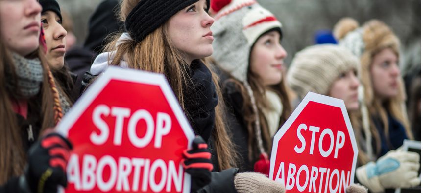 El año pasado fueron aprobadas cincuenta nuevas restricciones al aborto en 18 de los 50...