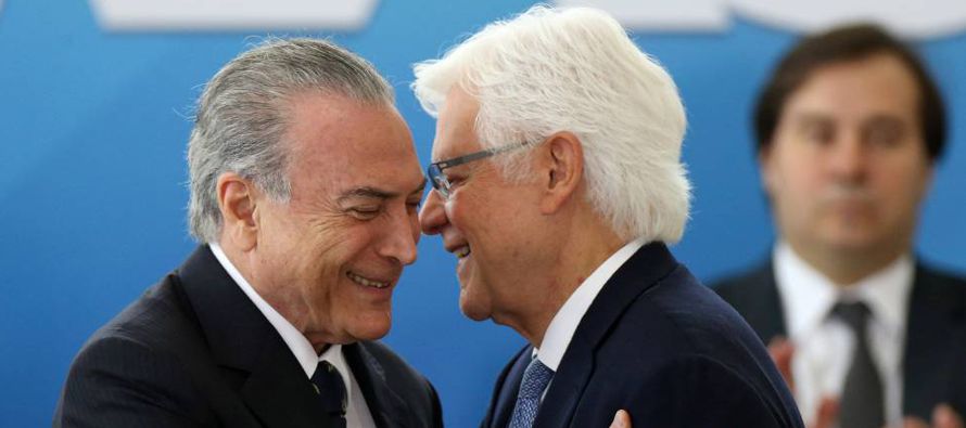 El Gobierno del presidente brasileño, Michel Temer, se enfrascó hoy en una batalla...