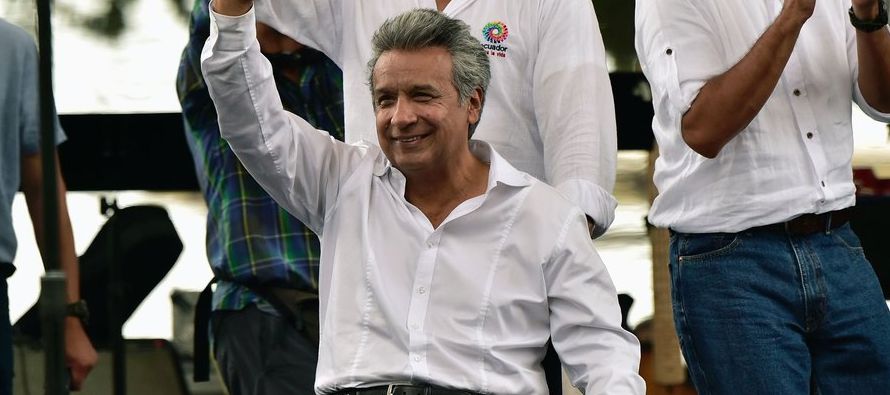 Según el sistema electoral ecuatoriano, si un candidato obtiene más del 40 por ciento...