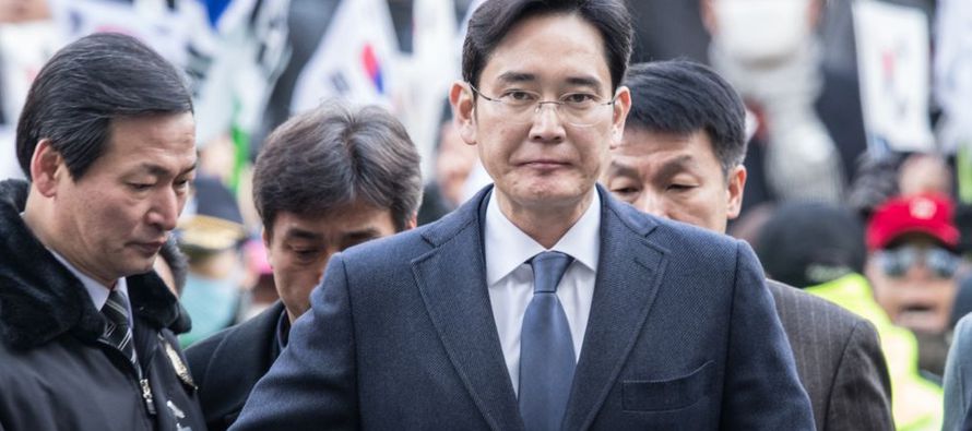 Lee, vicepresidente de Samsung Electronics y líder de facto del grupo empresarial que...
