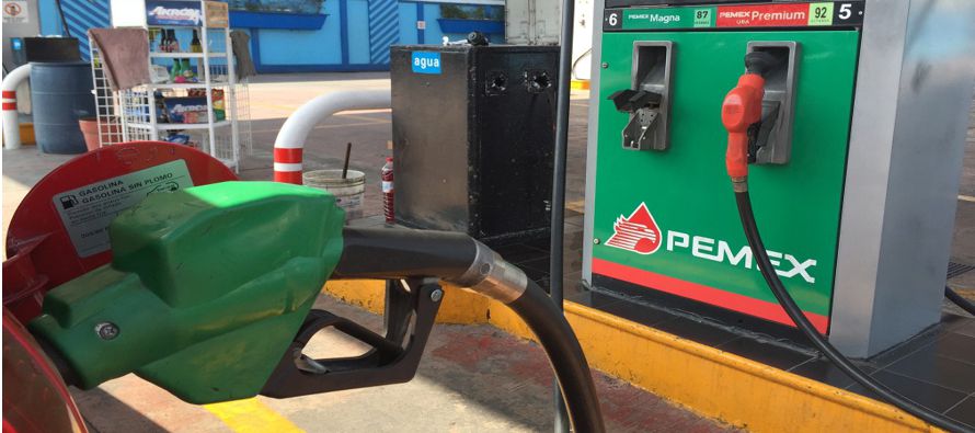 Este 21 de febrero el precio promedio de la gasolina Magna pasará de los 15,97 pesos (0,783...