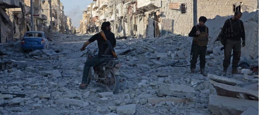 Batallones del ELS y las tropas turcas comenzaron a rodear la urbe el pasado 10 de diciembre, en el...