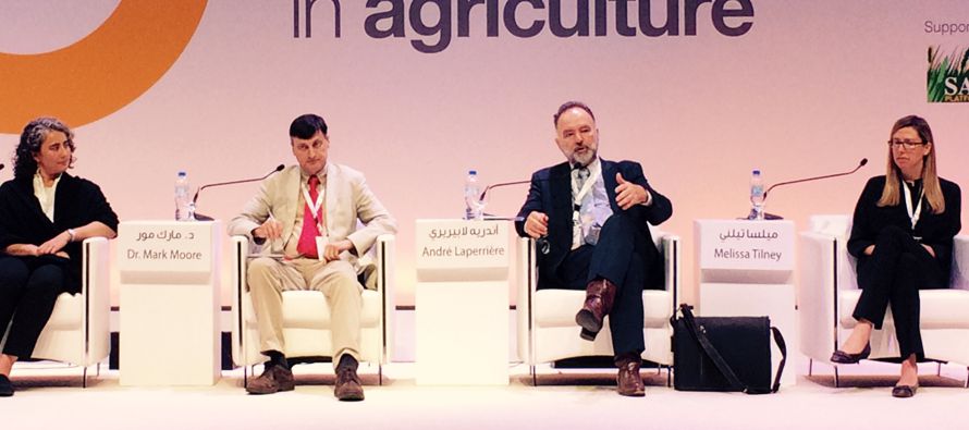 El director ejecutivo de la iniciativa Global de Datos Abiertos para la Agricultura y la...