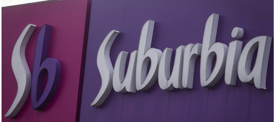 La compra de Suburbia incluye el 100% de las acciones, los derechos de propiedad intelectual con...