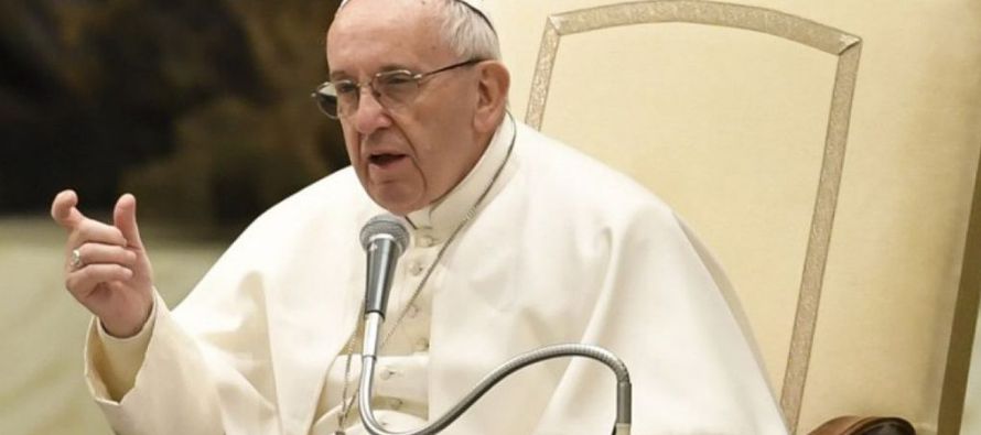 El papa Francisco afirmó hoy que para que haya paz en el mundo 