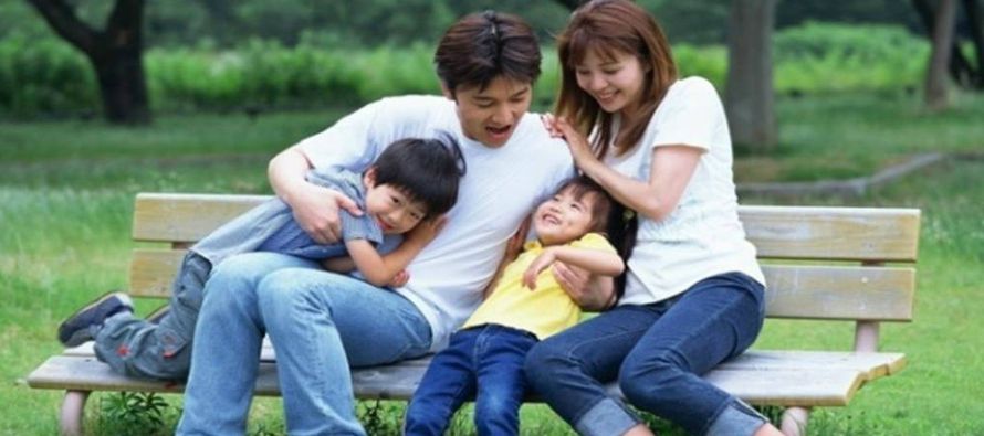  La política china que permite a las parejas tener dos hijos está mostrando...