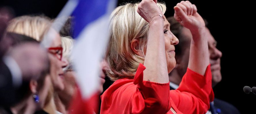 Le Pen denunció que los periodistas 