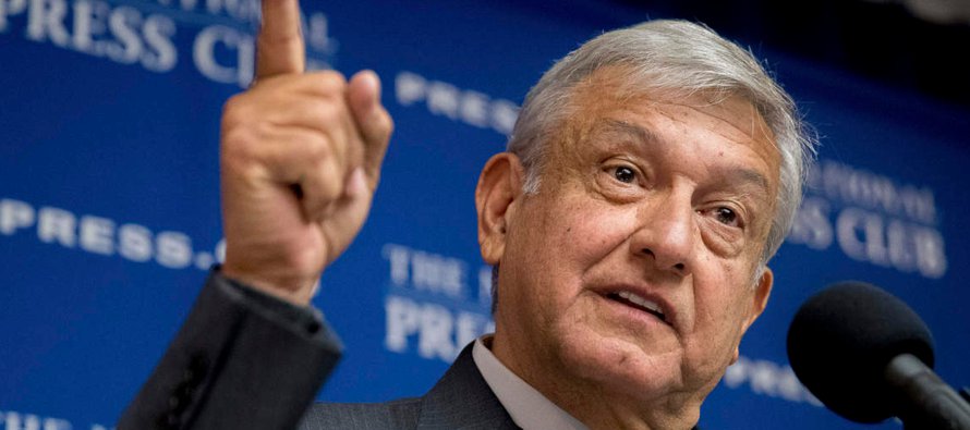 López Obrador condenó en una larga rueda de prensa la situación de los...