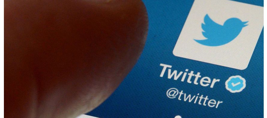 La empresa estadounidense Twitter anunció hoy que, desde mediados de 2015, ha suspendido...