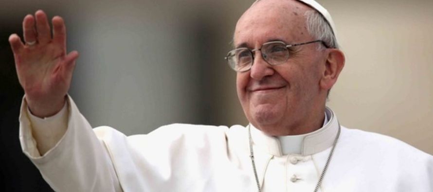 El pontífice hizo este llamamiento al saludar a los participantes en el Seminario organizado...