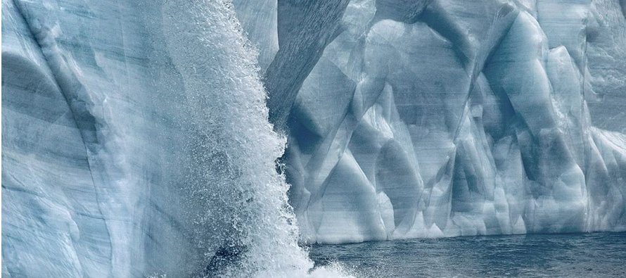 La tendencia de reducción del hielo alrededor del Polo Norte en las últimas...